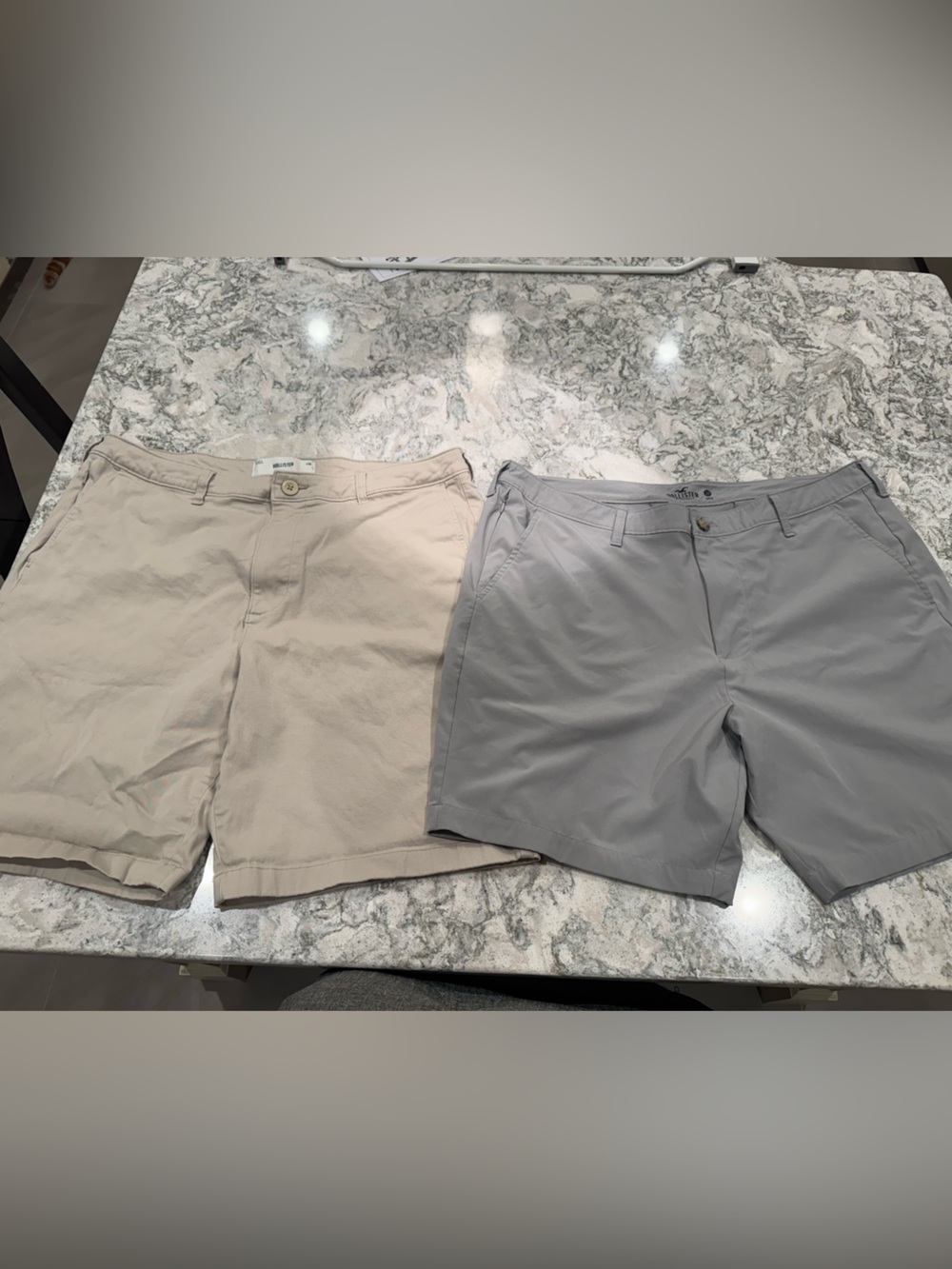 Hollister Men’s Shorts Bundle – 38